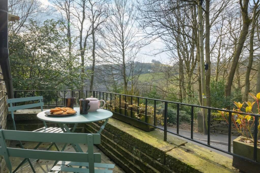 Entire Cottage In The Beautiful Calder Valley هاليفاكس المظهر الخارجي الصورة